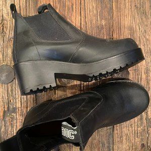 ROC Australia Chiao boots